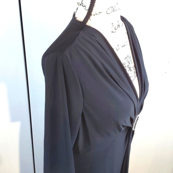 Evan Picone- Formal Black Deep V Ruching Slimming Cocktail Dress W Bling Sz.10 - Picture 6 of 10